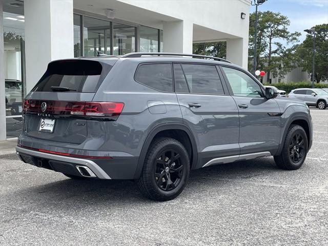 new 2025 Volkswagen Atlas car, priced at $47,601