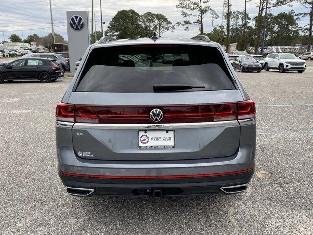 new 2024 Volkswagen Atlas car, priced at $39,406