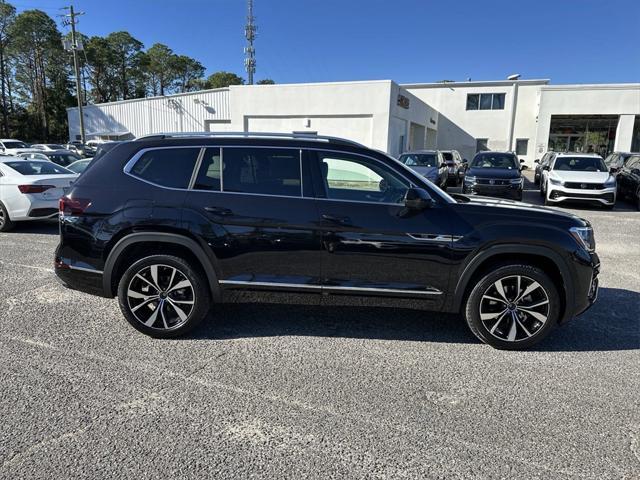 new 2025 Volkswagen Atlas car, priced at $52,593