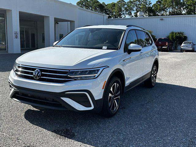 new 2024 Volkswagen Tiguan car, priced at $29,311