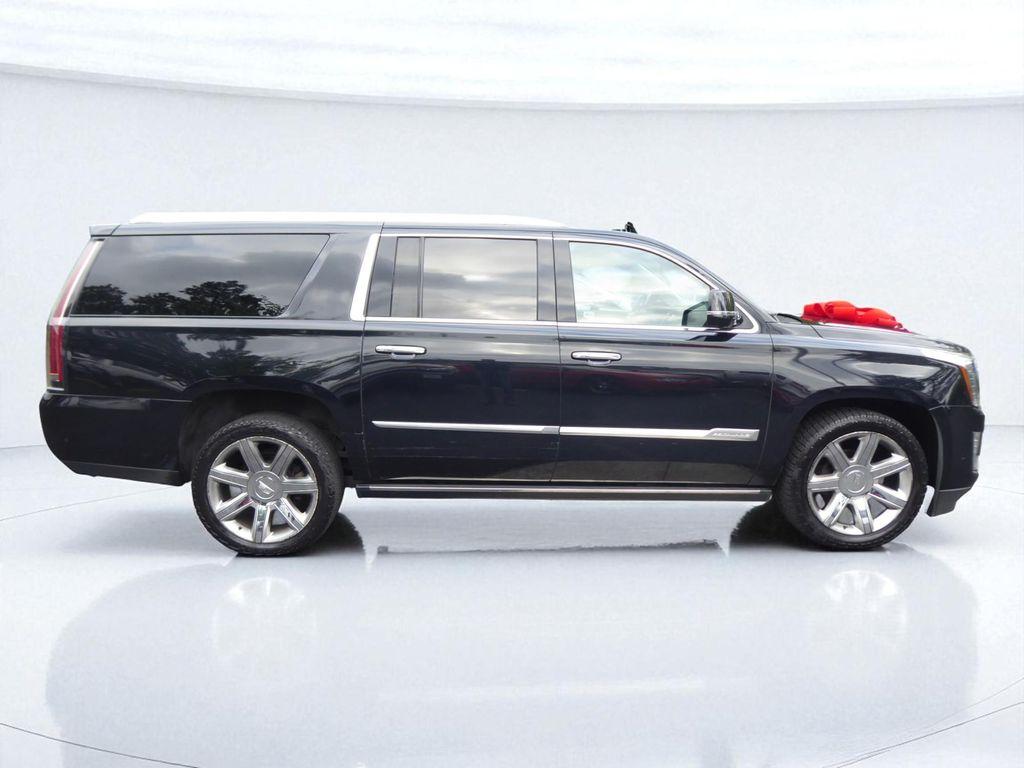 used 2020 Cadillac Escalade ESV car, priced at $29,963