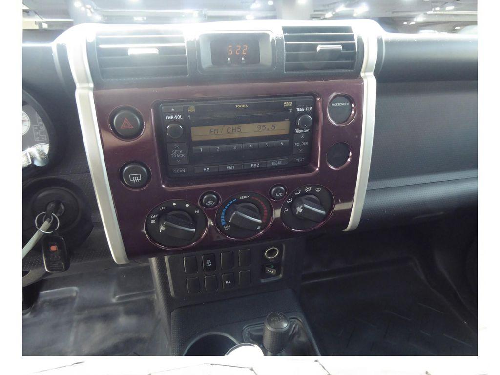 used 2007 Toyota FJ Cruiser car, priced at $12,963