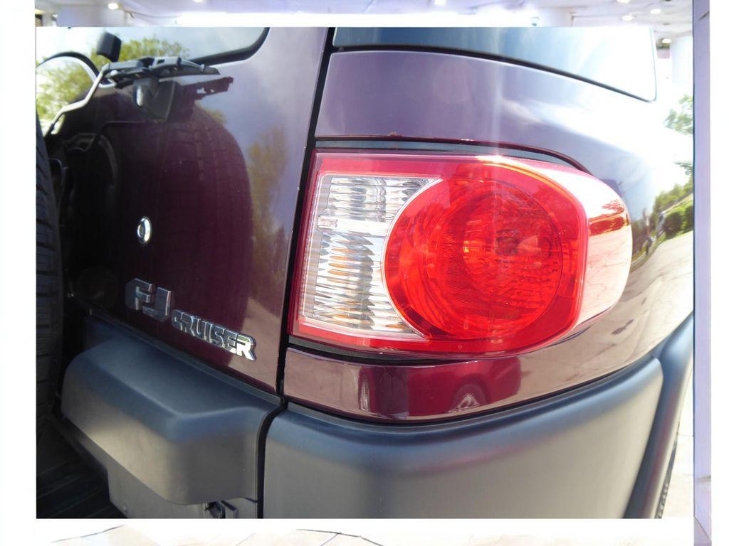 used 2007 Toyota FJ Cruiser car, priced at $12,963