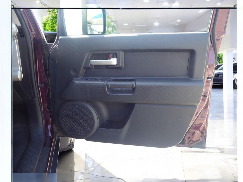 used 2007 Toyota FJ Cruiser car, priced at $12,963