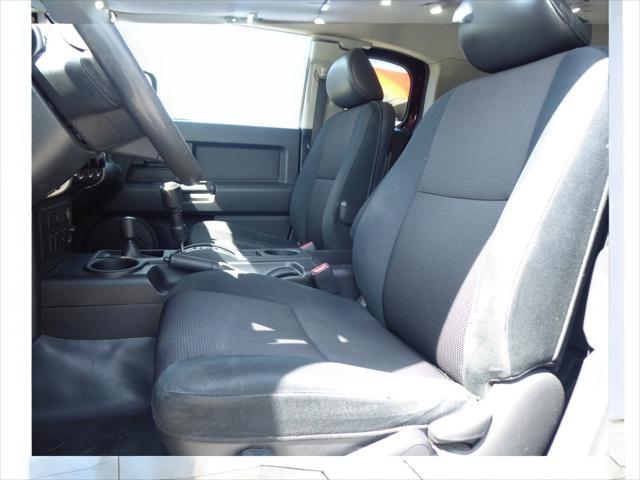 used 2007 Toyota FJ Cruiser car, priced at $12,963