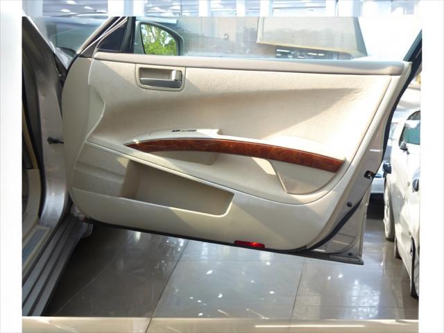 used 2004 Nissan Maxima car, priced at $4,963
