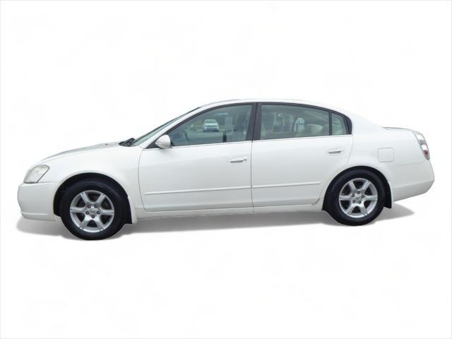 used 2006 Nissan Altima car, priced at $4,995