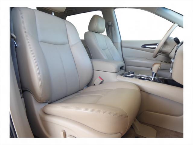 used 2015 Nissan Pathfinder car, priced at $7,963