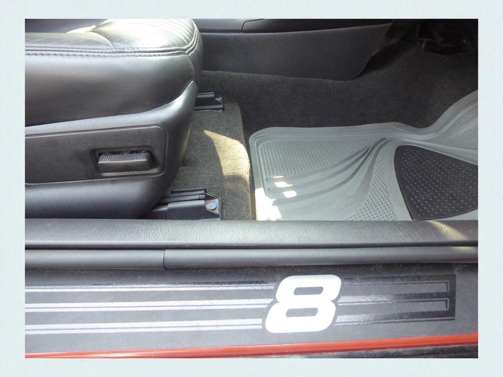used 2004 Chevrolet Monte Carlo car, priced at $16,995