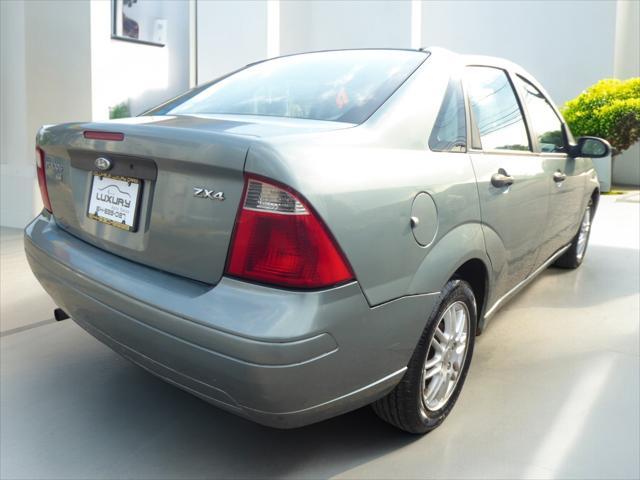 used 2005 Ford Focus car, priced at $2,995