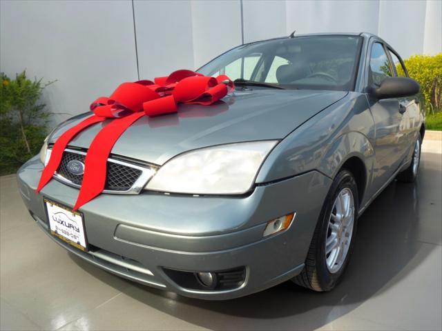 used 2005 Ford Focus car, priced at $2,995