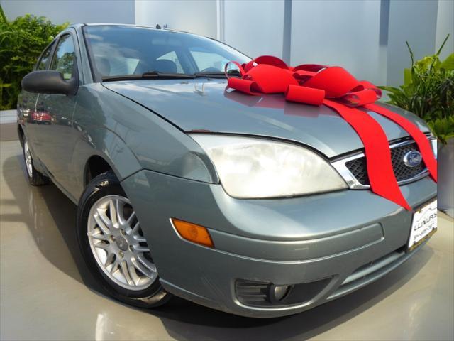 used 2005 Ford Focus car, priced at $2,995