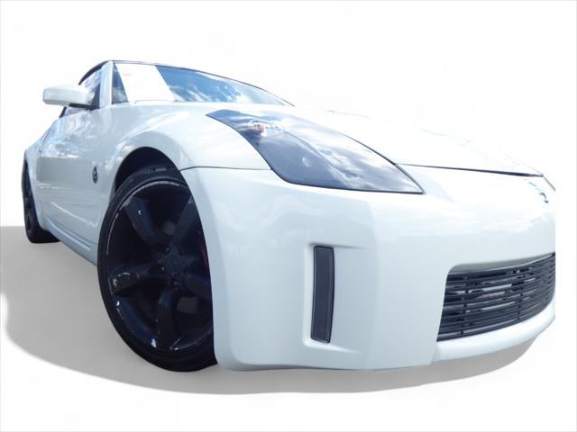 used 2006 Nissan 350Z car, priced at $10,995