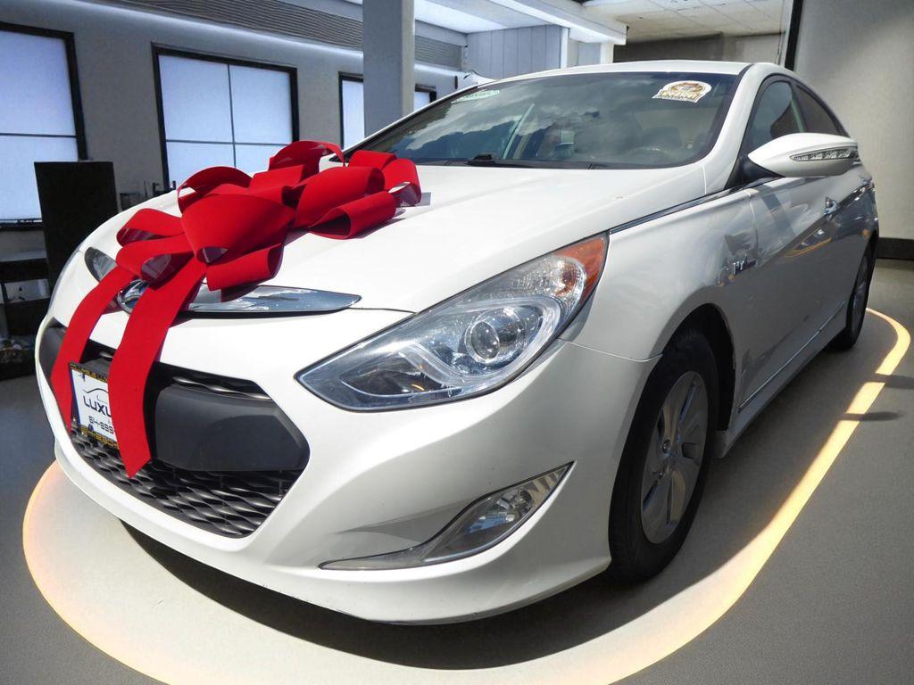 used 2015 Hyundai Sonata Hybrid car, priced at $9,963