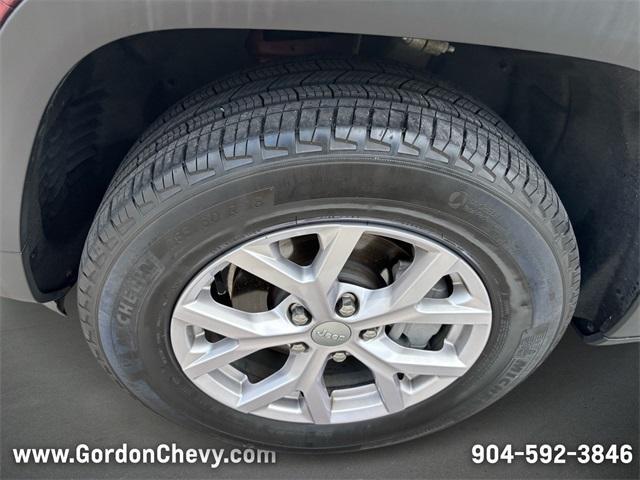 used 2022 Jeep Grand Cherokee car, priced at $30,200