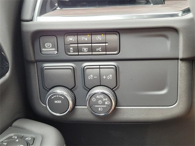 new 2025 Chevrolet Suburban car, priced at $74,710