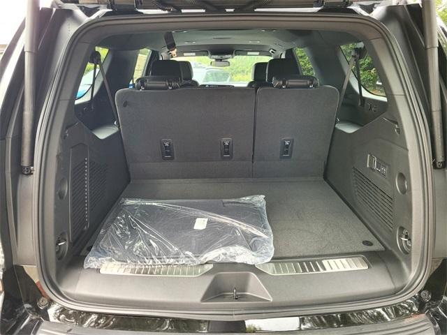 new 2025 Chevrolet Suburban car, priced at $74,710
