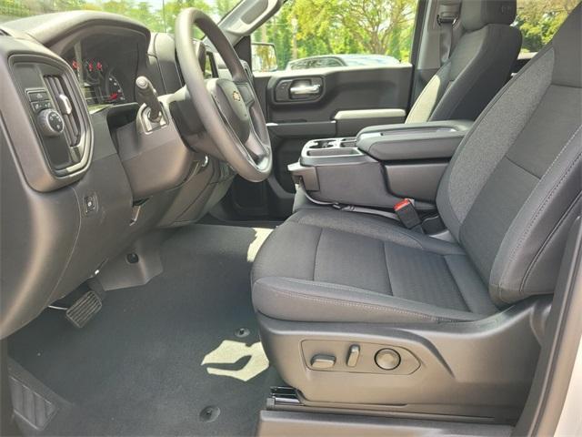 new 2025 Chevrolet Silverado 1500 car, priced at $40,826
