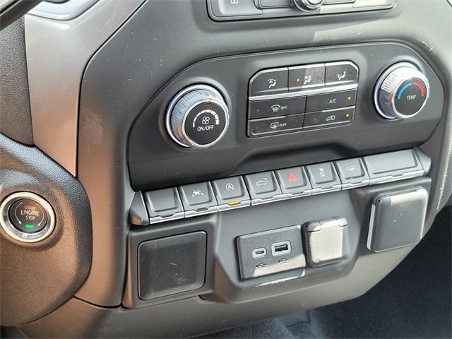 new 2025 Chevrolet Silverado 1500 car, priced at $40,826