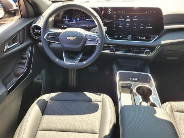 new 2025 Chevrolet Equinox car, priced at $30,325