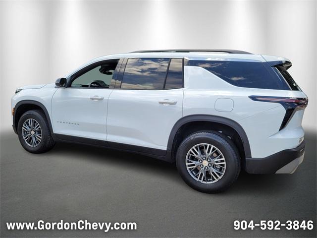 used 2025 Chevrolet Traverse car, priced at $39,900