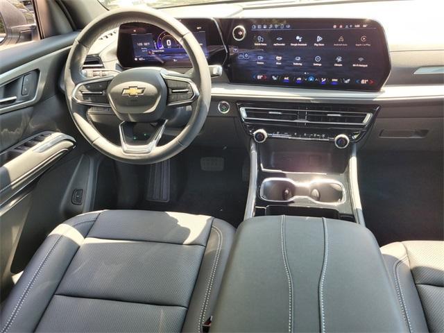 new 2025 Chevrolet Traverse car, priced at $43,095