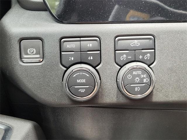 new 2025 Chevrolet Silverado 1500 car, priced at $53,195