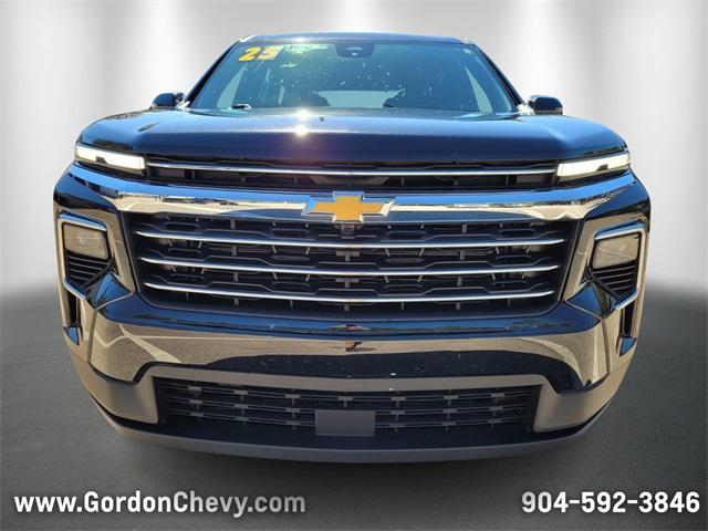 used 2025 Chevrolet Traverse car, priced at $38,900