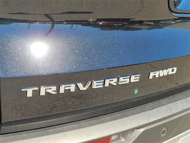 used 2025 Chevrolet Traverse car, priced at $38,900