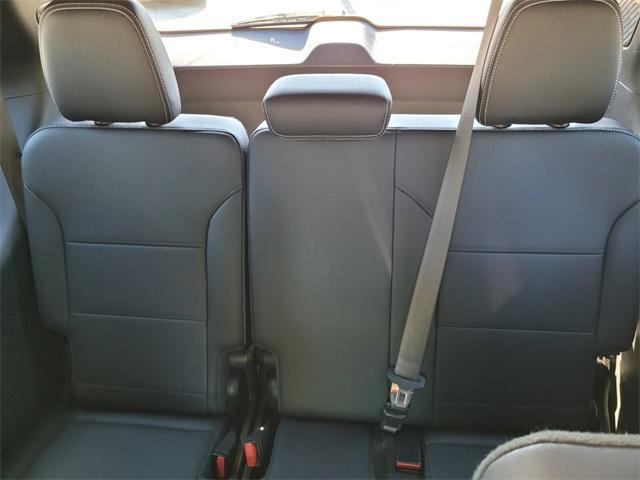 used 2025 Chevrolet Traverse car, priced at $38,900