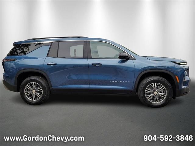 new 2025 Chevrolet Traverse car, priced at $42,195