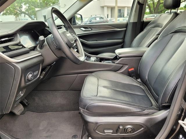used 2022 Jeep Grand Cherokee car, priced at $31,000