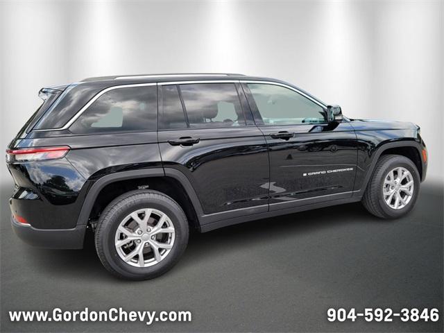 used 2022 Jeep Grand Cherokee car, priced at $31,000
