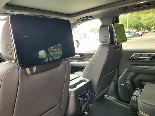 new 2025 Chevrolet Suburban car, priced at $80,384