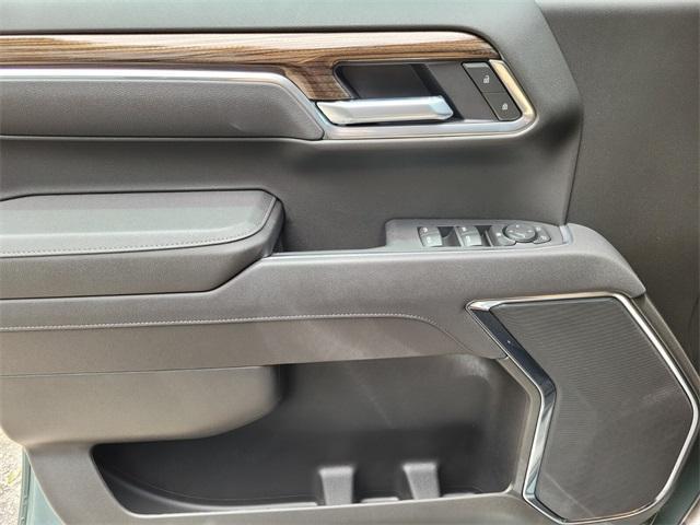 new 2025 Chevrolet Silverado 1500 car, priced at $52,900