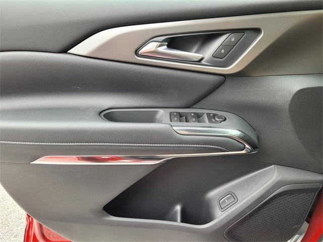 new 2026 Chevrolet Traverse car, priced at $43,598