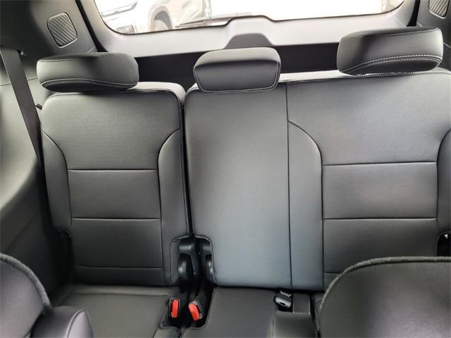 new 2026 Chevrolet Traverse car, priced at $43,598