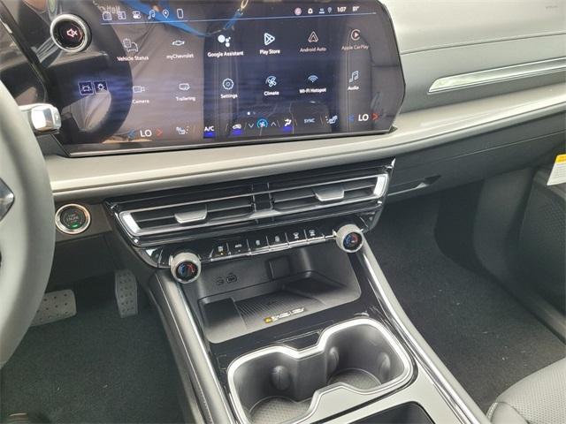 new 2026 Chevrolet Traverse car, priced at $43,598