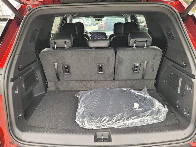 new 2026 Chevrolet Traverse car, priced at $43,598