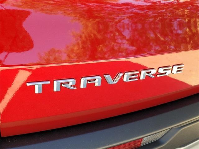 new 2025 Chevrolet Traverse car, priced at $43,490