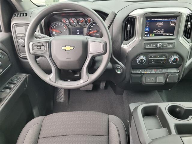 new 2025 Chevrolet Silverado 1500 car, priced at $39,993