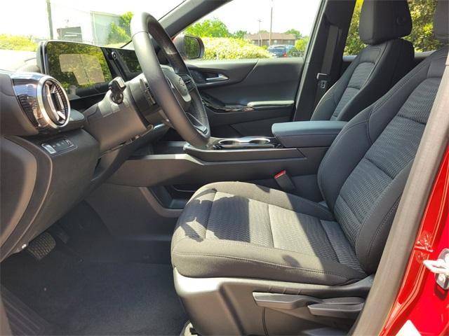 new 2025 Chevrolet Equinox car, priced at $31,075