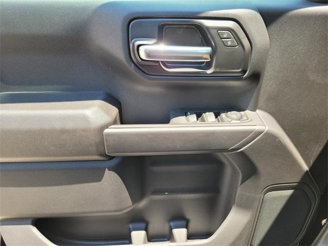 new 2025 Chevrolet Silverado 1500 car, priced at $40,826