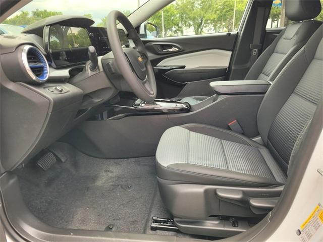 new 2025 Chevrolet Trax car, priced at $24,095
