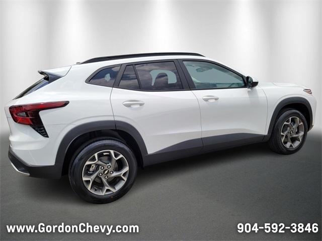 new 2025 Chevrolet Trax car, priced at $24,095