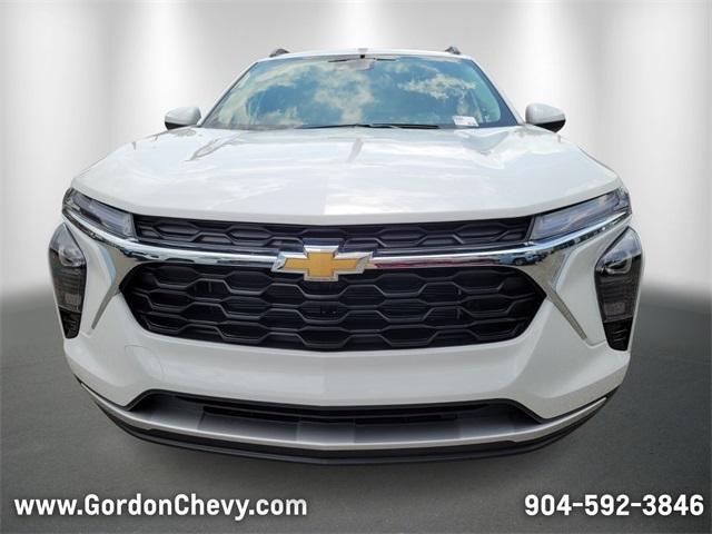 new 2025 Chevrolet Trax car, priced at $24,095