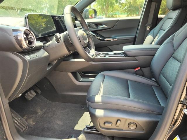 new 2026 Chevrolet Equinox car, priced at $30,443
