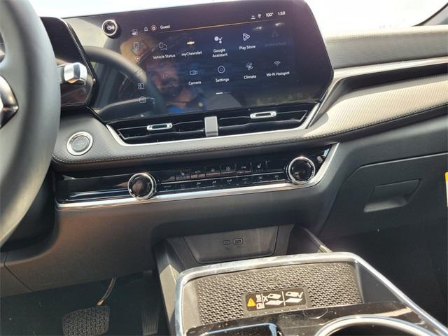 new 2026 Chevrolet Equinox car, priced at $30,443