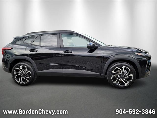 new 2025 Chevrolet Trax car, priced at $26,730