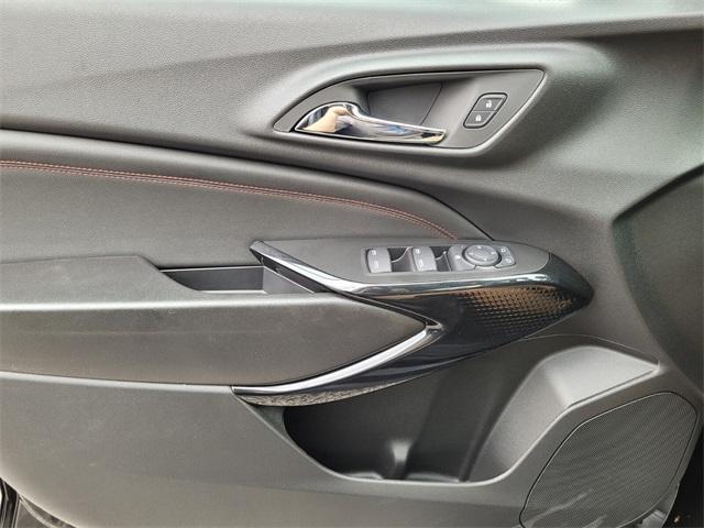 new 2025 Chevrolet Trax car, priced at $26,730